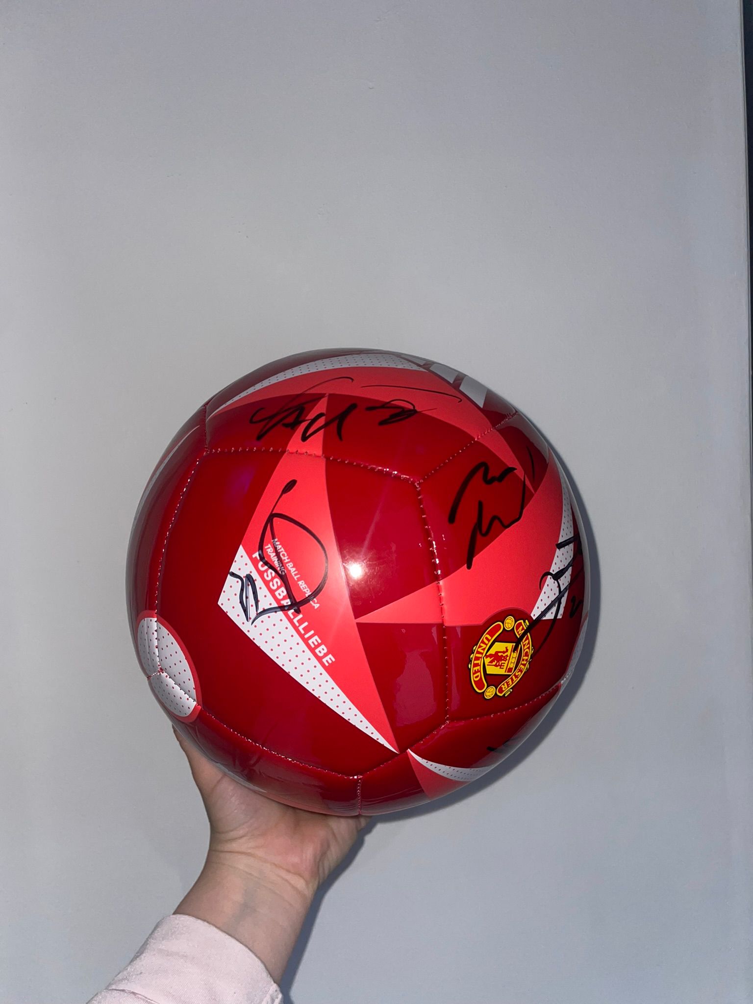 Signed Manchester United Football — Full Squad 2025/26