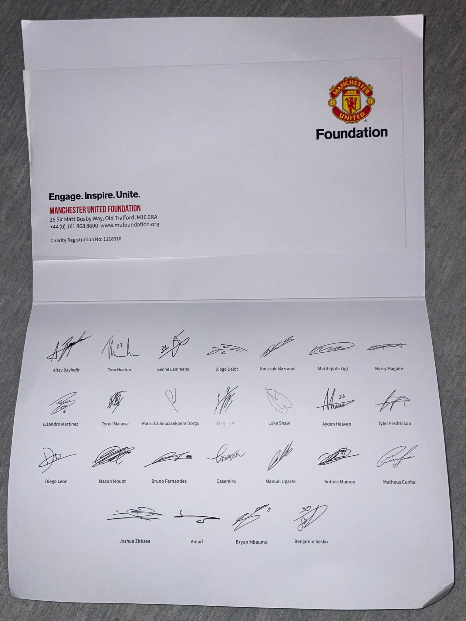 Signed Manchester United Football — Full Squad 2025/26